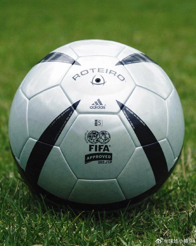 用户使用雷速体育篮球比分app观看比赛